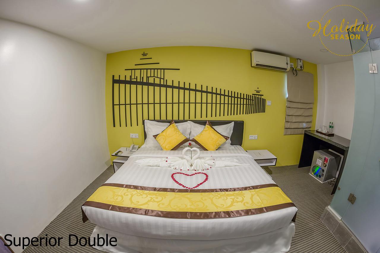 Holiday Season Motel Yangon Exterior photo